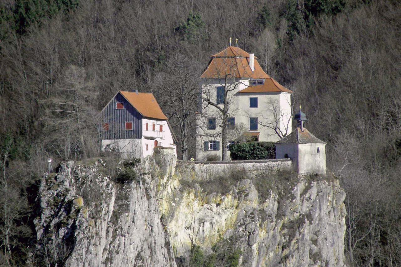 Berghaus Knopfmacher Fridingen an der Donau Buitenkant foto