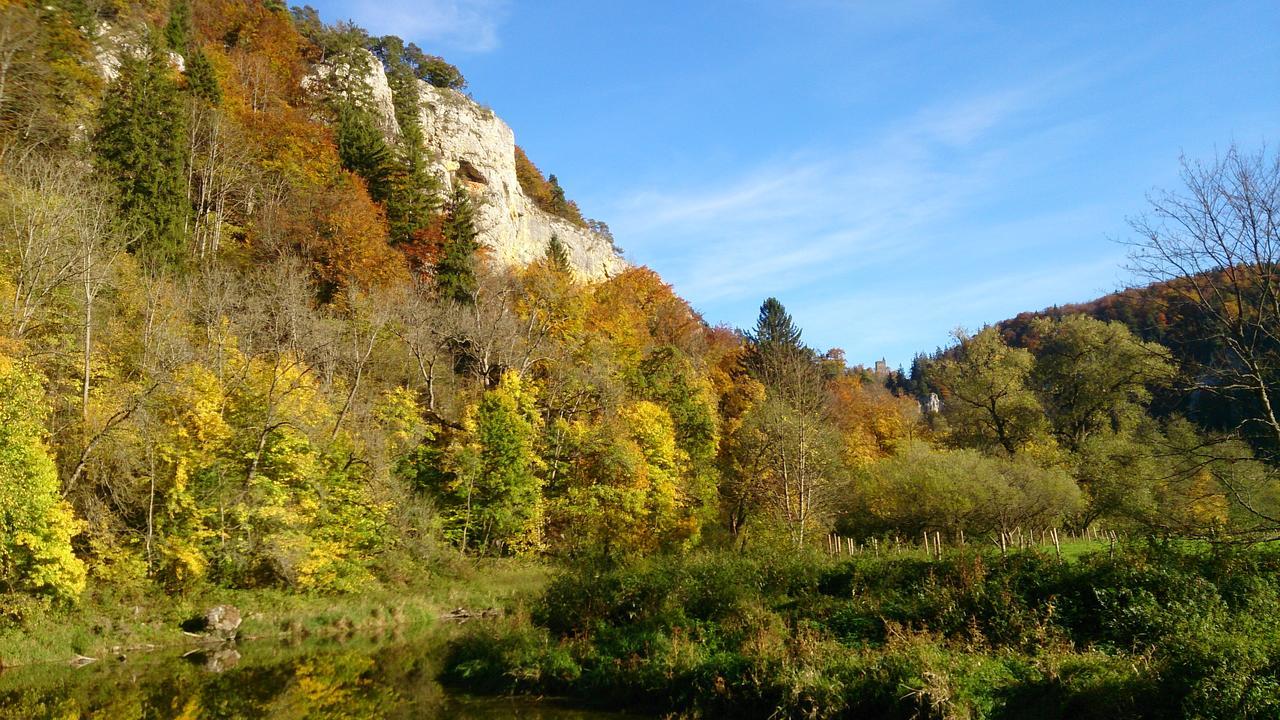 Berghaus Knopfmacher Fridingen an der Donau Buitenkant foto